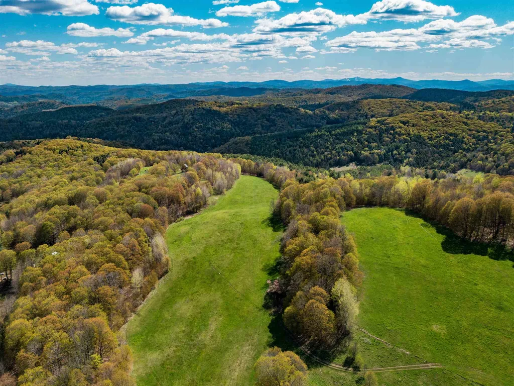 191 Monarch Hill Road Tunbridge VT 05077