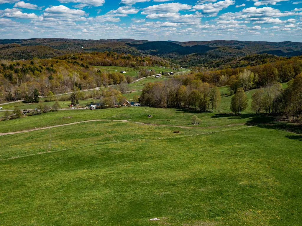 191 Monarch Hill Road Tunbridge VT 05077