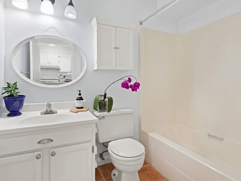 337 College Street Burlington VT 05401