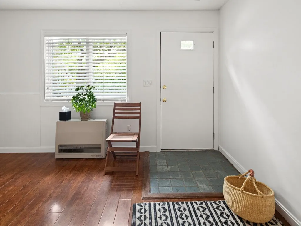 337 College Street Burlington VT 05401