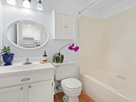 337 College Street Burlington VT 05401