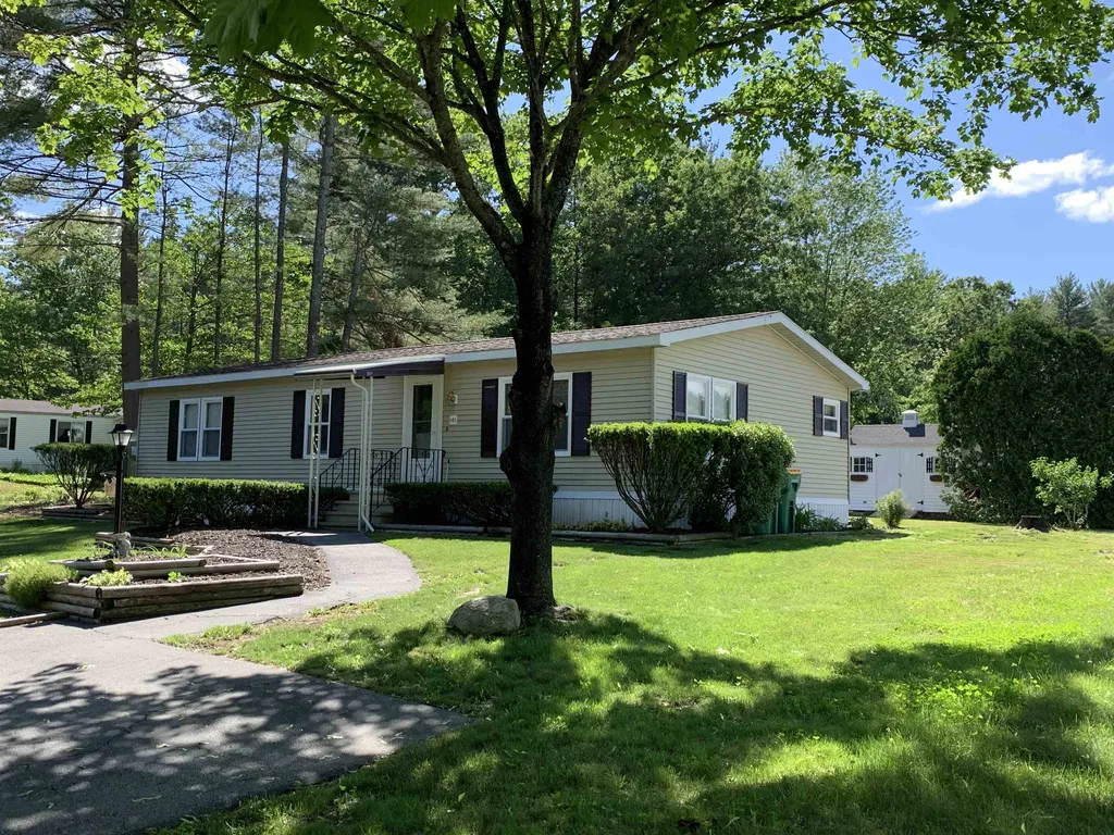 141 Daffodil Hill Lane Rochester NH 03868