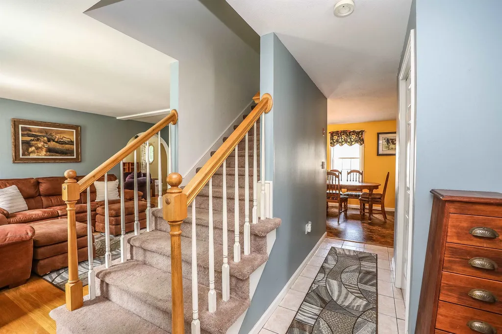 9 Harmony Lane Hooksett NH 03106