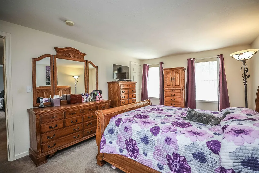 9 Harmony Lane Hooksett NH 03106
