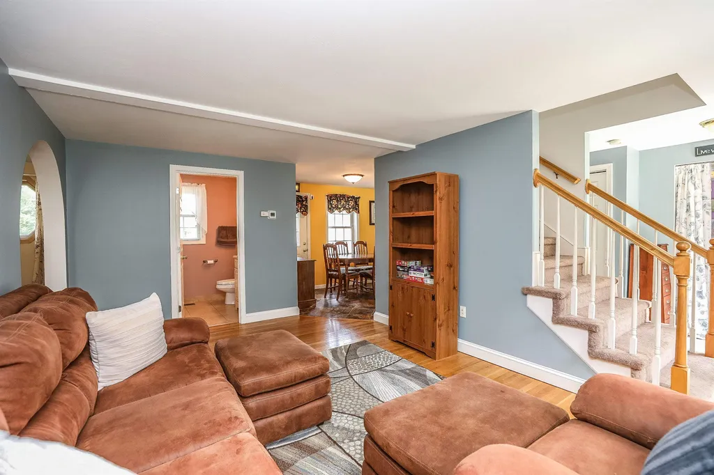 9 Harmony Lane Hooksett NH 03106