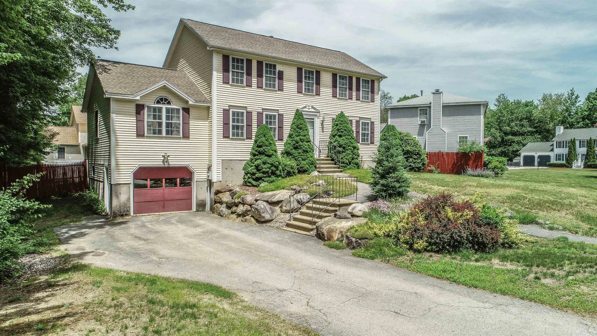 9 Harmony Lane Hooksett NH 03106