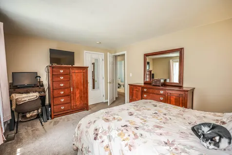 9 Harmony Lane Hooksett NH 03106