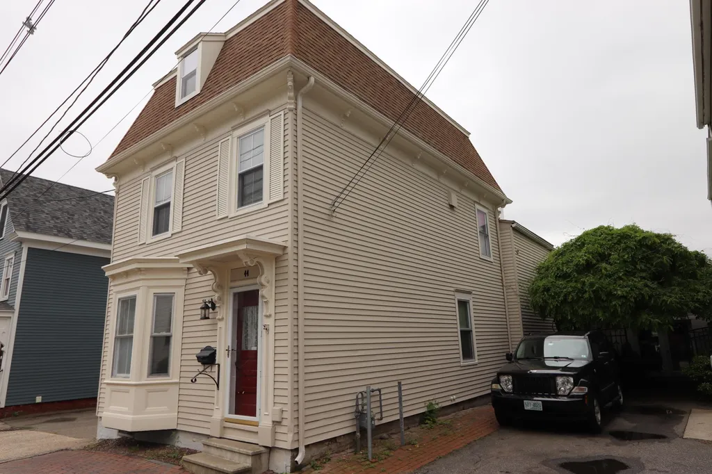44 Rogers Street Portsmouth NH 03801