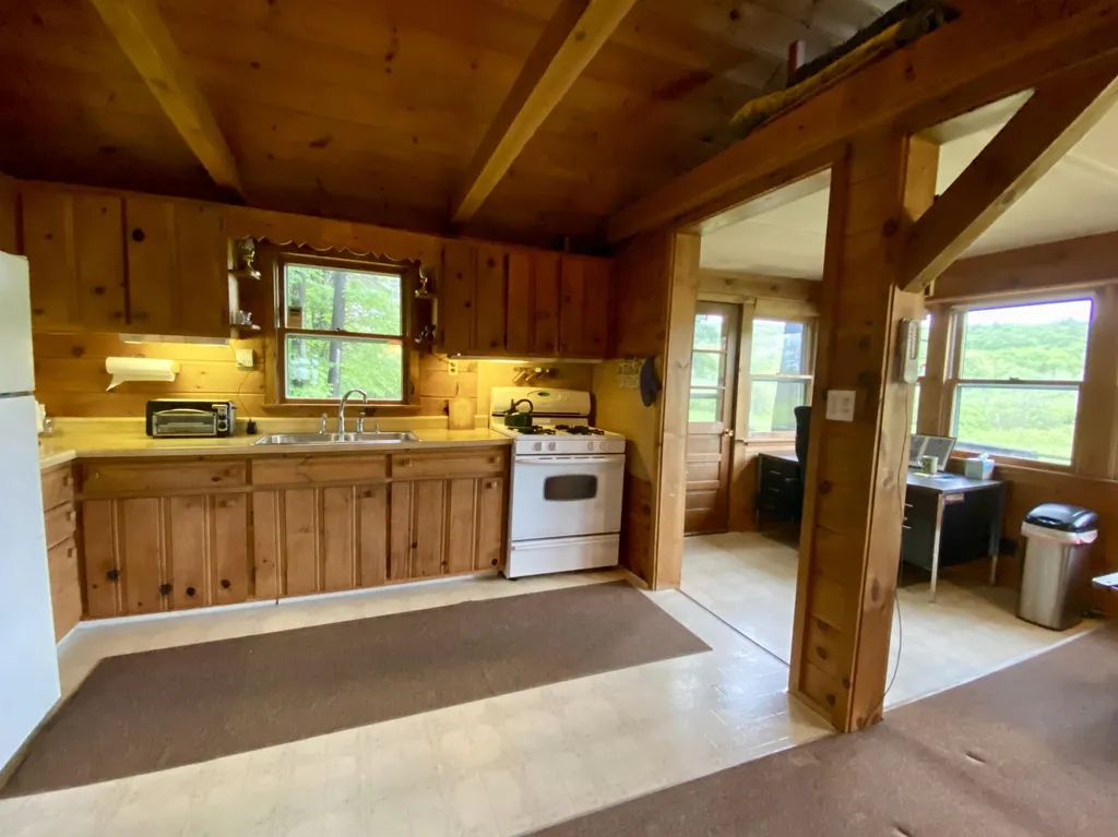 37 Hermit Woods Road Sanbornton NH 03269