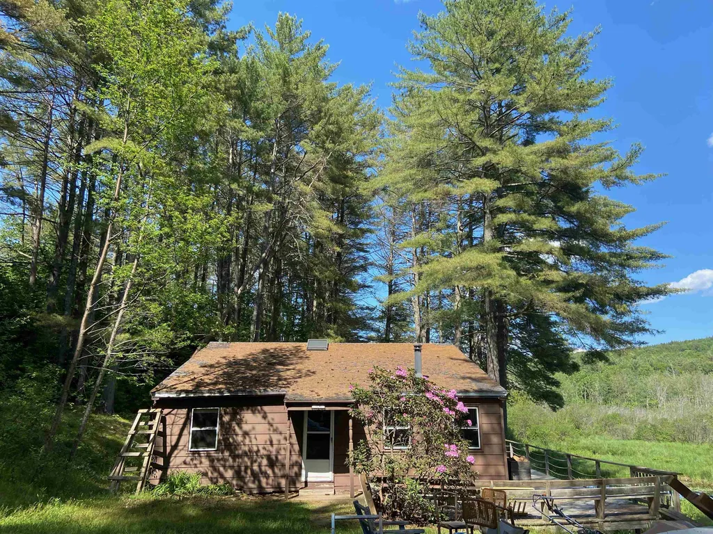 37 Hermit Woods Road Sanbornton NH 03269