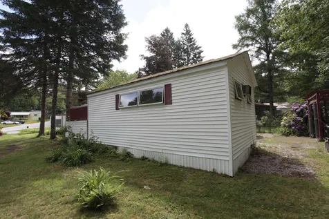 4 Dart Street Hooksett NH 03106