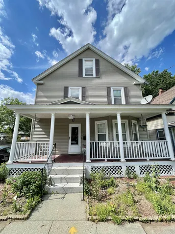 34 1/2 Russell Avenue Nashua NH 03060