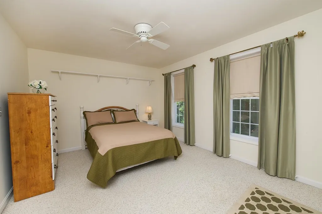 22 Lexington Drive Sandown NH 03873