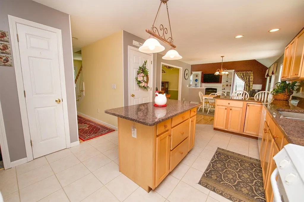 22 Lexington Drive Sandown NH 03873