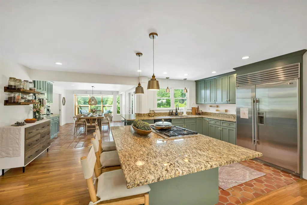 160 Mill Road North Hampton NH 03862
