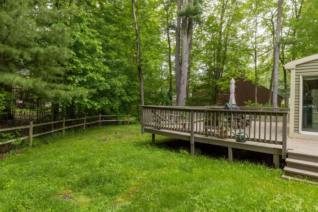 24 Stowecroft Drive Hampton NH 03842