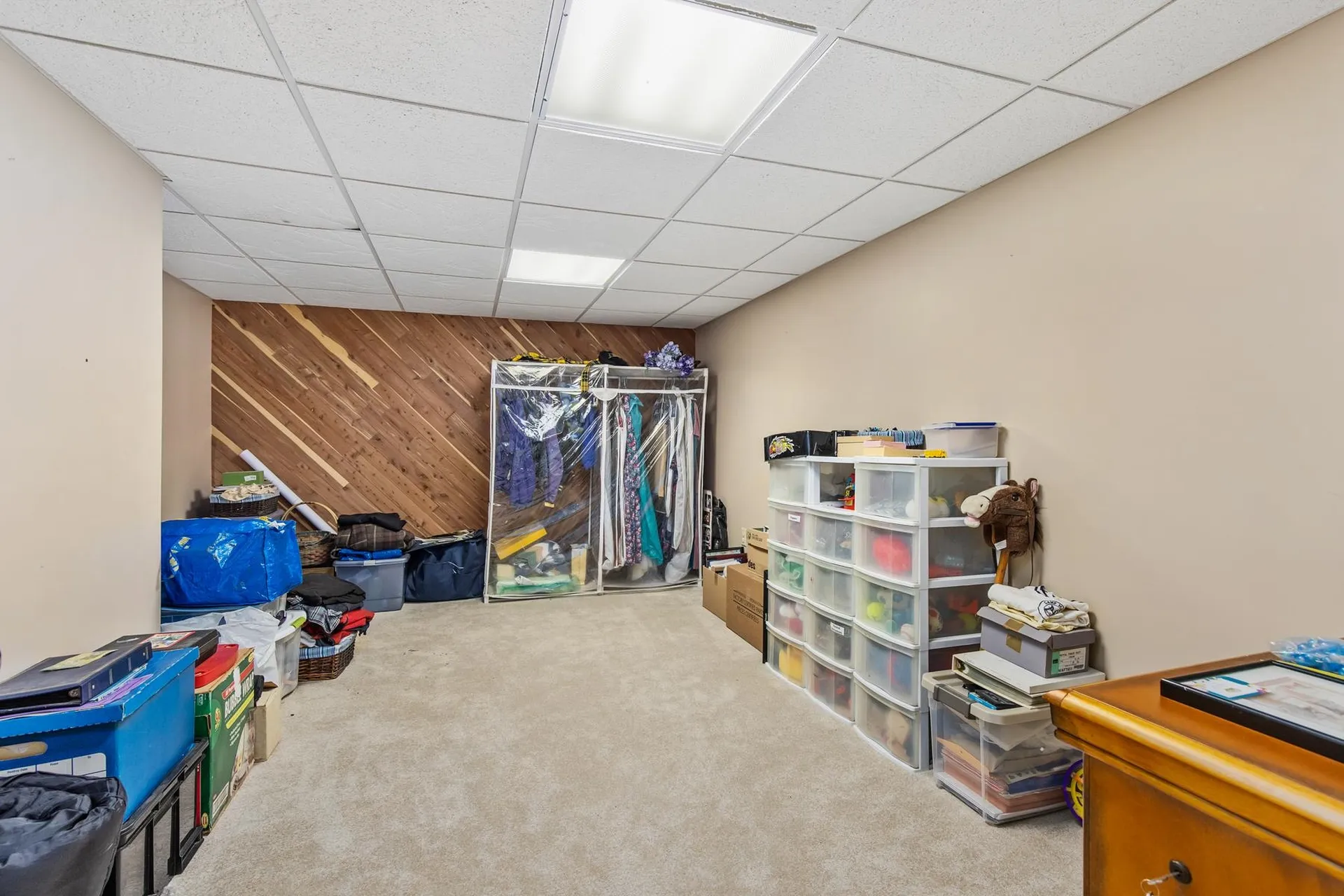 24 Stowecroft Drive Hampton NH 03842