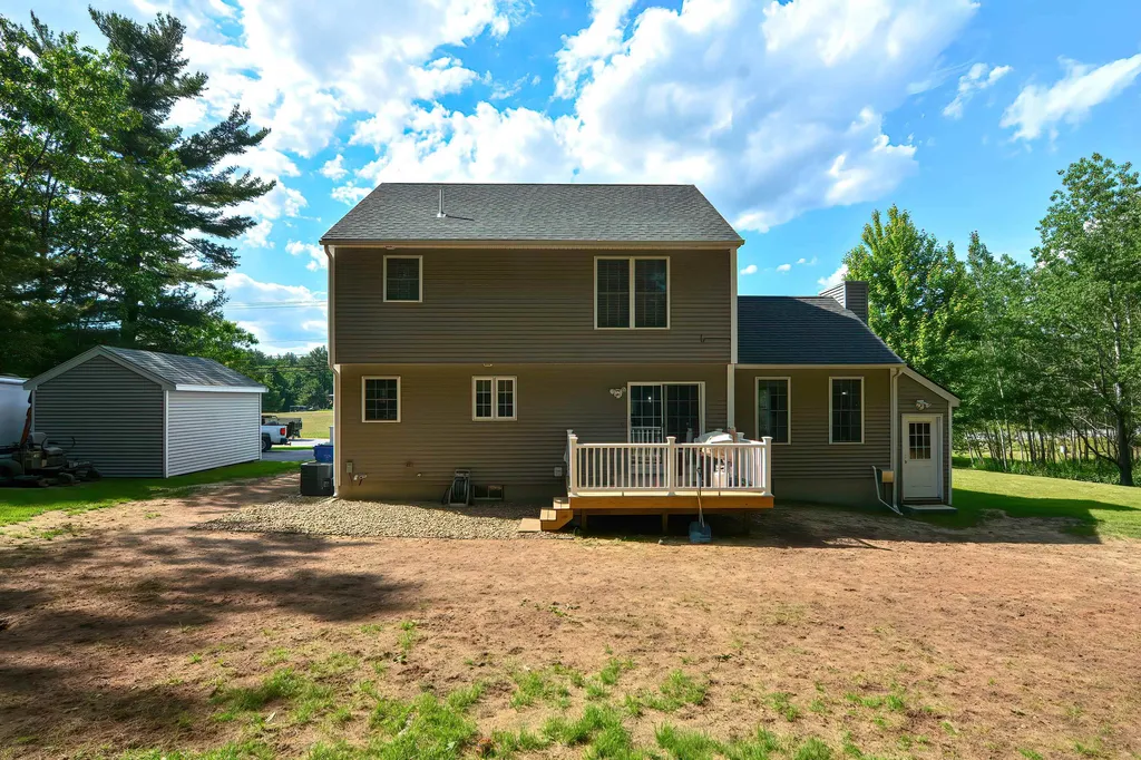 184 South Road Londonderry NH 03053
