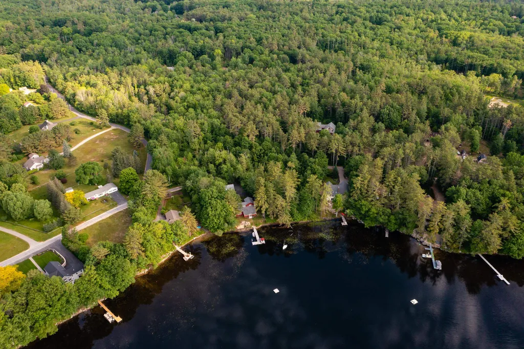 34 Mirror Lake Drive Tuftonboro NH 03816