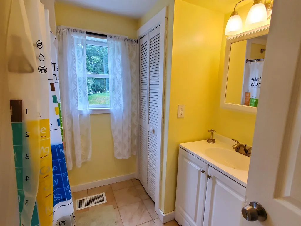 183 Shaker Hill Road Enfield NH 03748