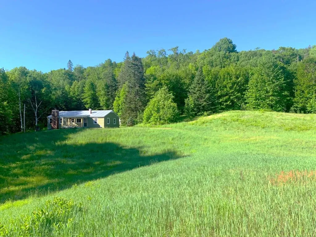 4927 Maplewood Road Corinth VT 05086