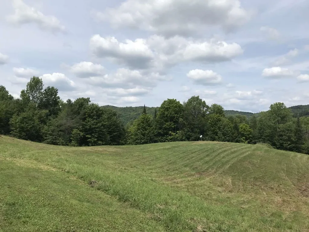 4927 Maplewood Road Corinth VT 05086