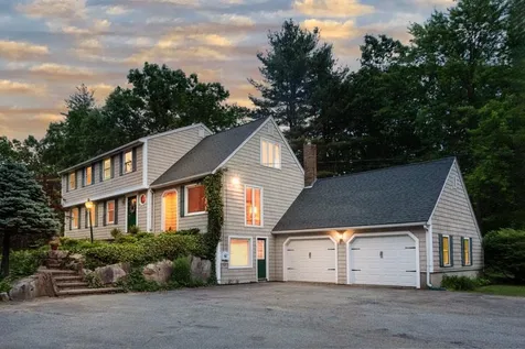 12 Fieldstone Drive Hampstead NH 03841
