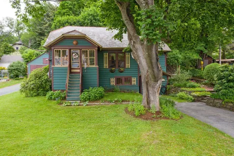 4 Follensbee Avenue Lebanon NH 03766