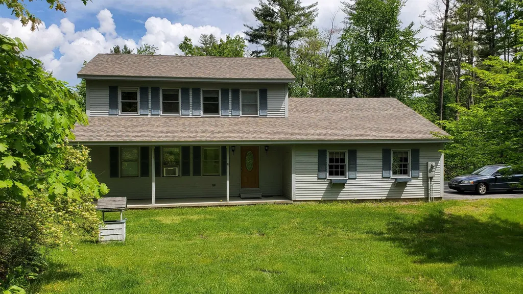 20 Chelsea Circle Lebanon NH 03784