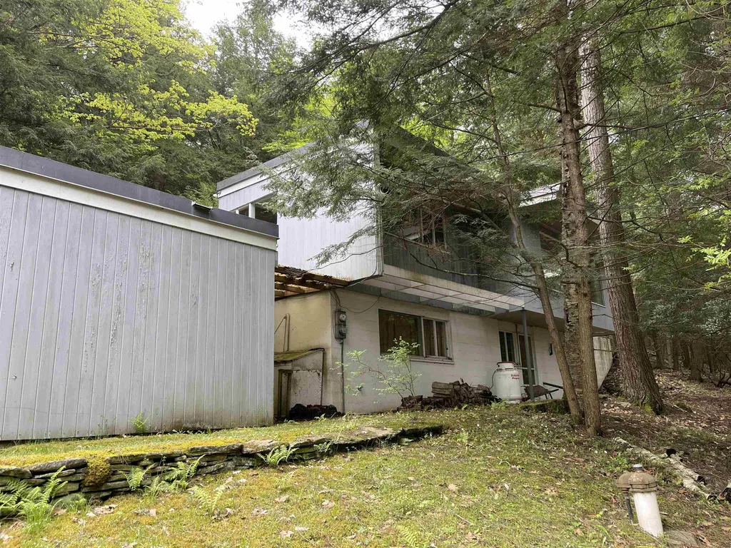 25 Hemlock Road Hanover NH 03755