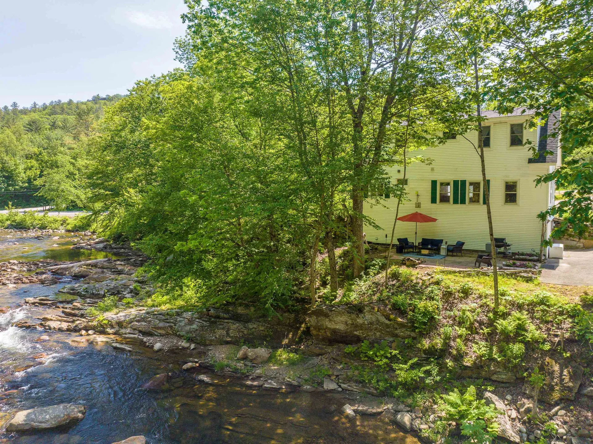 1217 Nh Route 175 Campton NH 03223