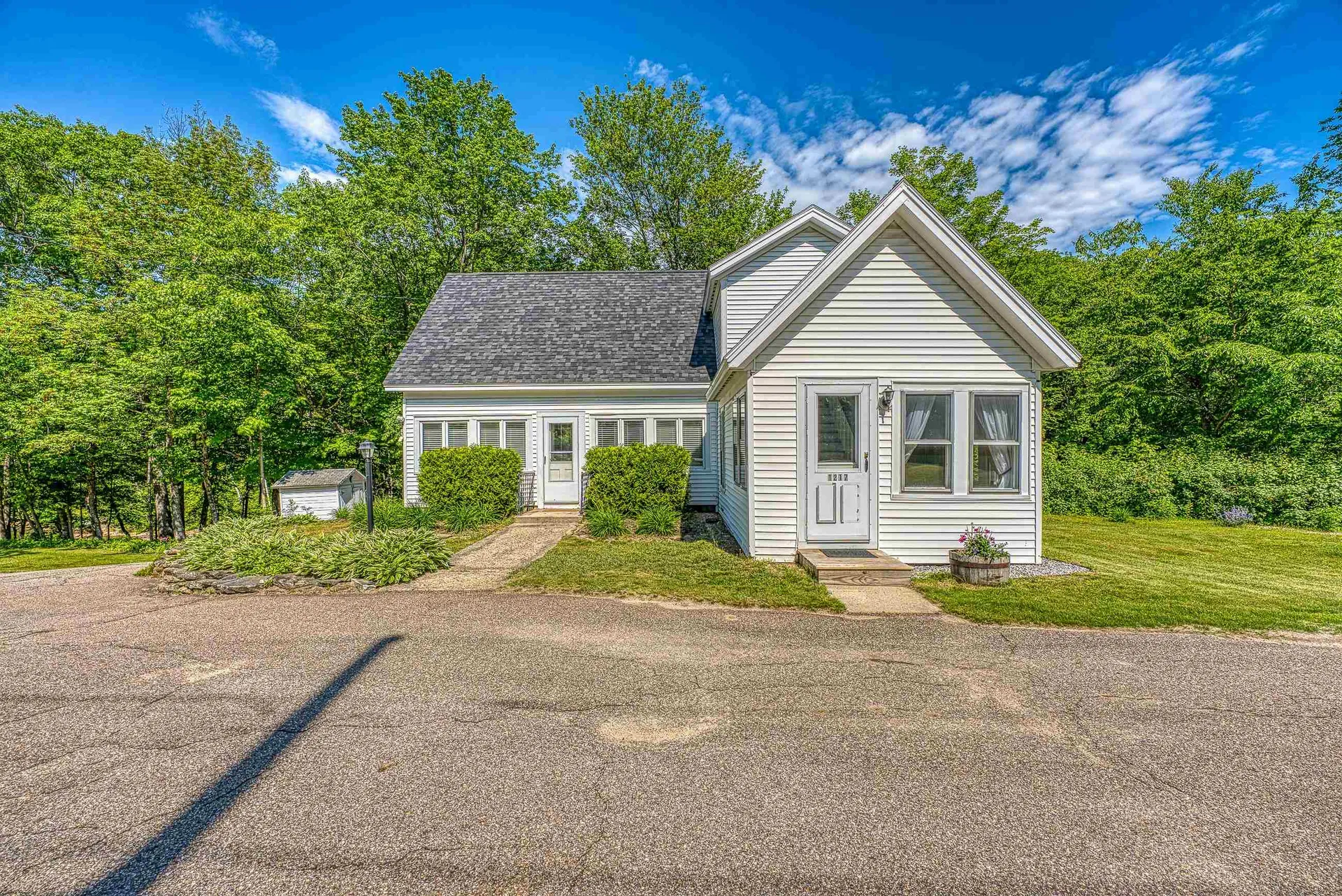 1217 Nh Route 175 Campton NH 03223