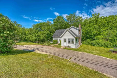 1217 Nh Route 175 Campton NH 03223