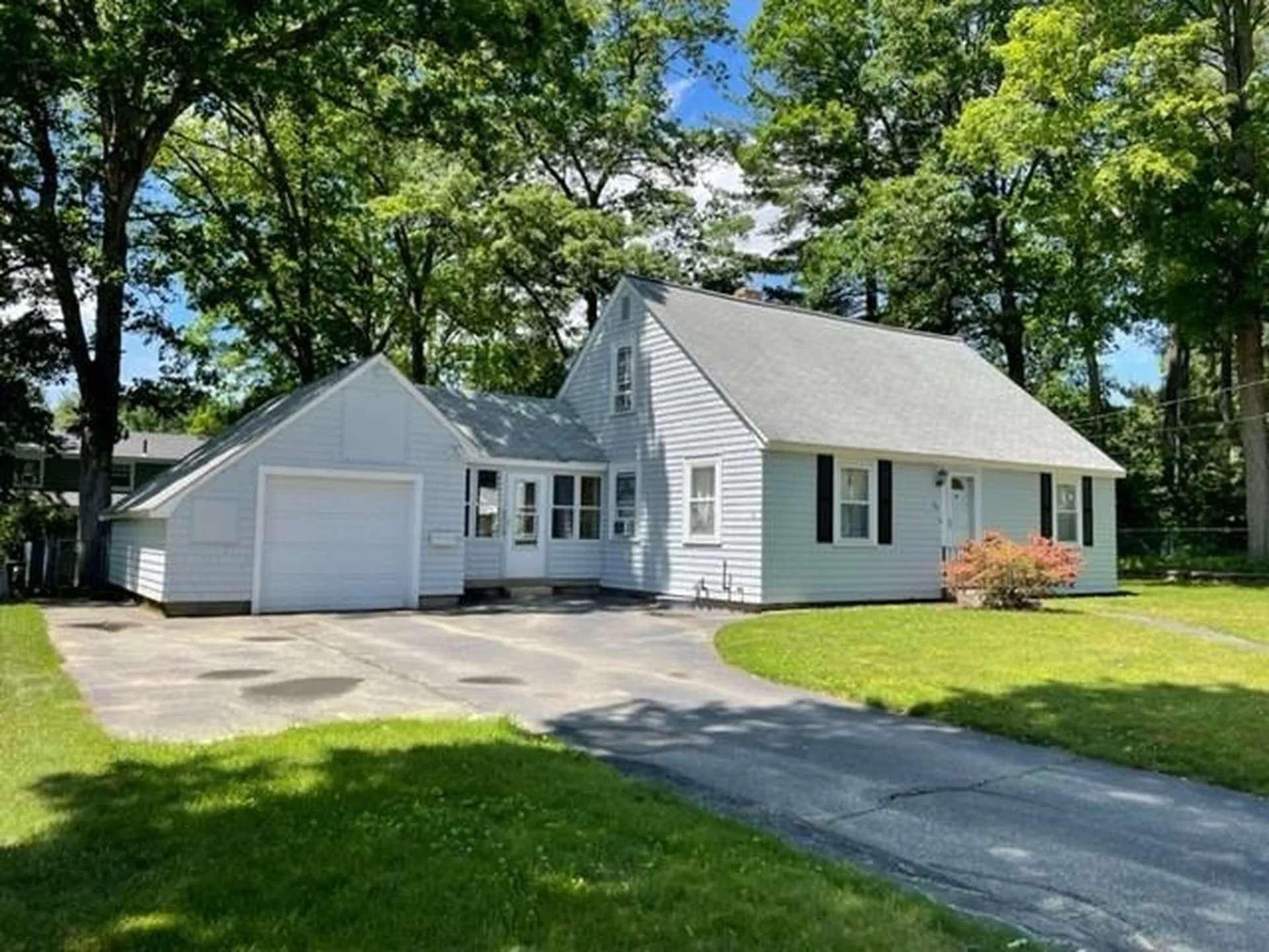 20 Nutting Street Nashua NH 03064