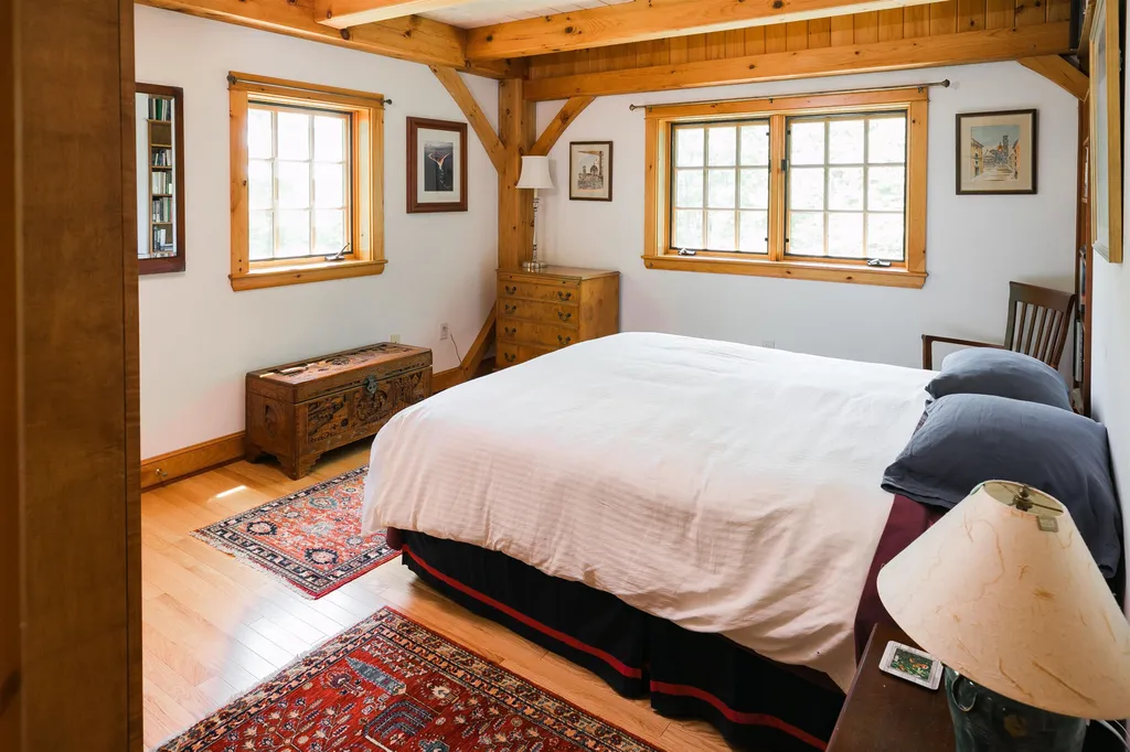 30 Thurston Pond Road Deerfield NH 03037
