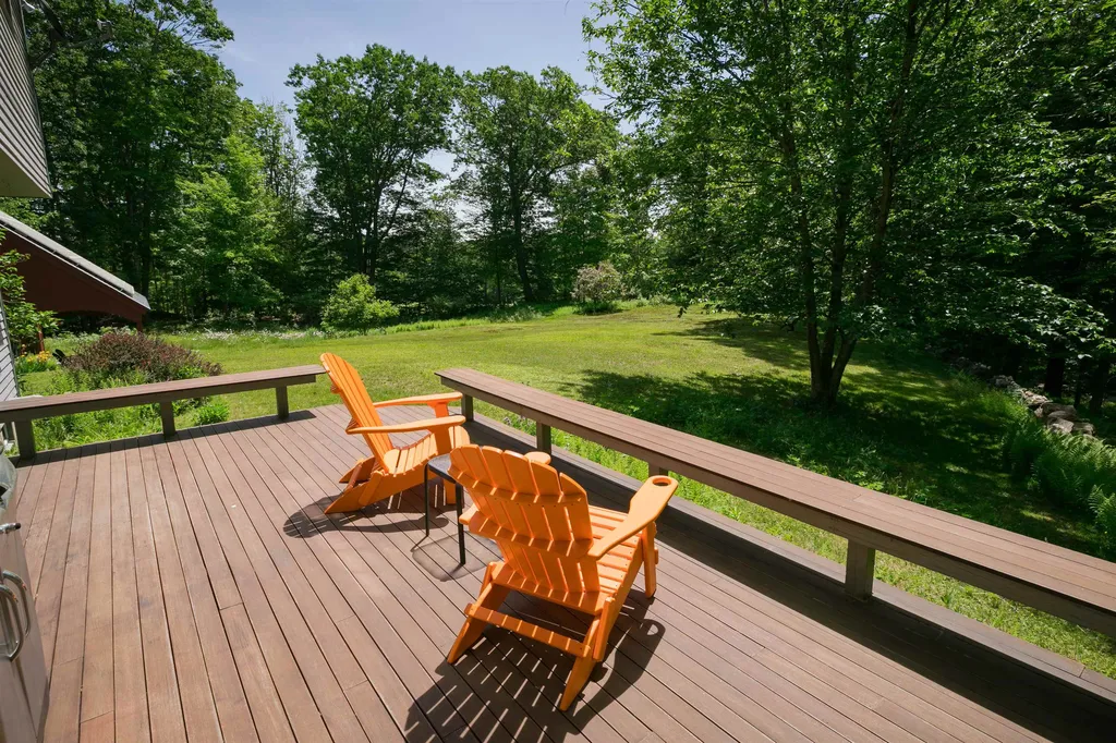 30 Thurston Pond Road Deerfield NH 03037