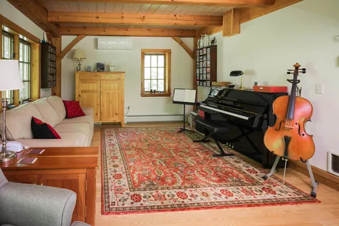 30 Thurston Pond Road Deerfield NH 03037