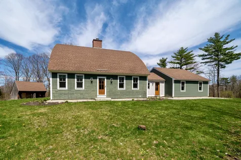 687 Mountain Road Lyndeborough NH 03082