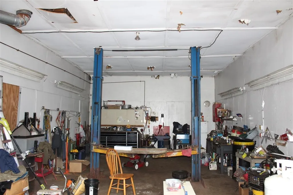 96 Lafayette Street Claremont NH 03743
