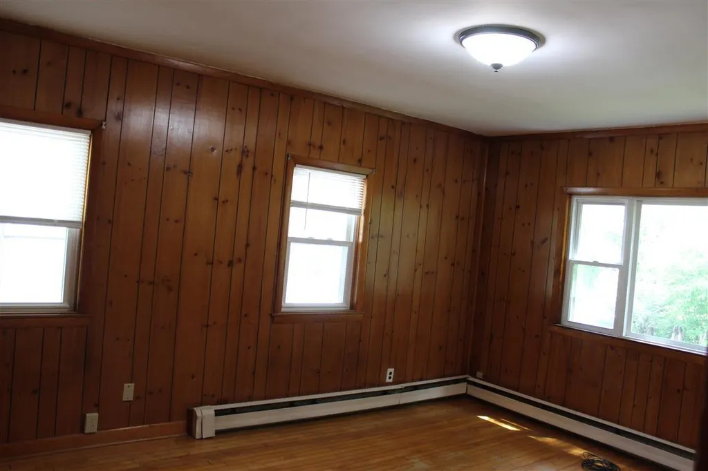 96 Lafayette Street Claremont NH 03743