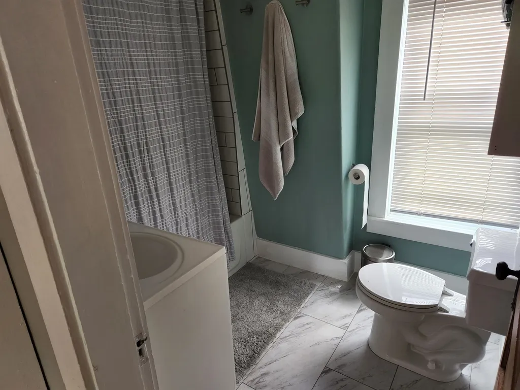 3 Giffin Street Keene NH 03431