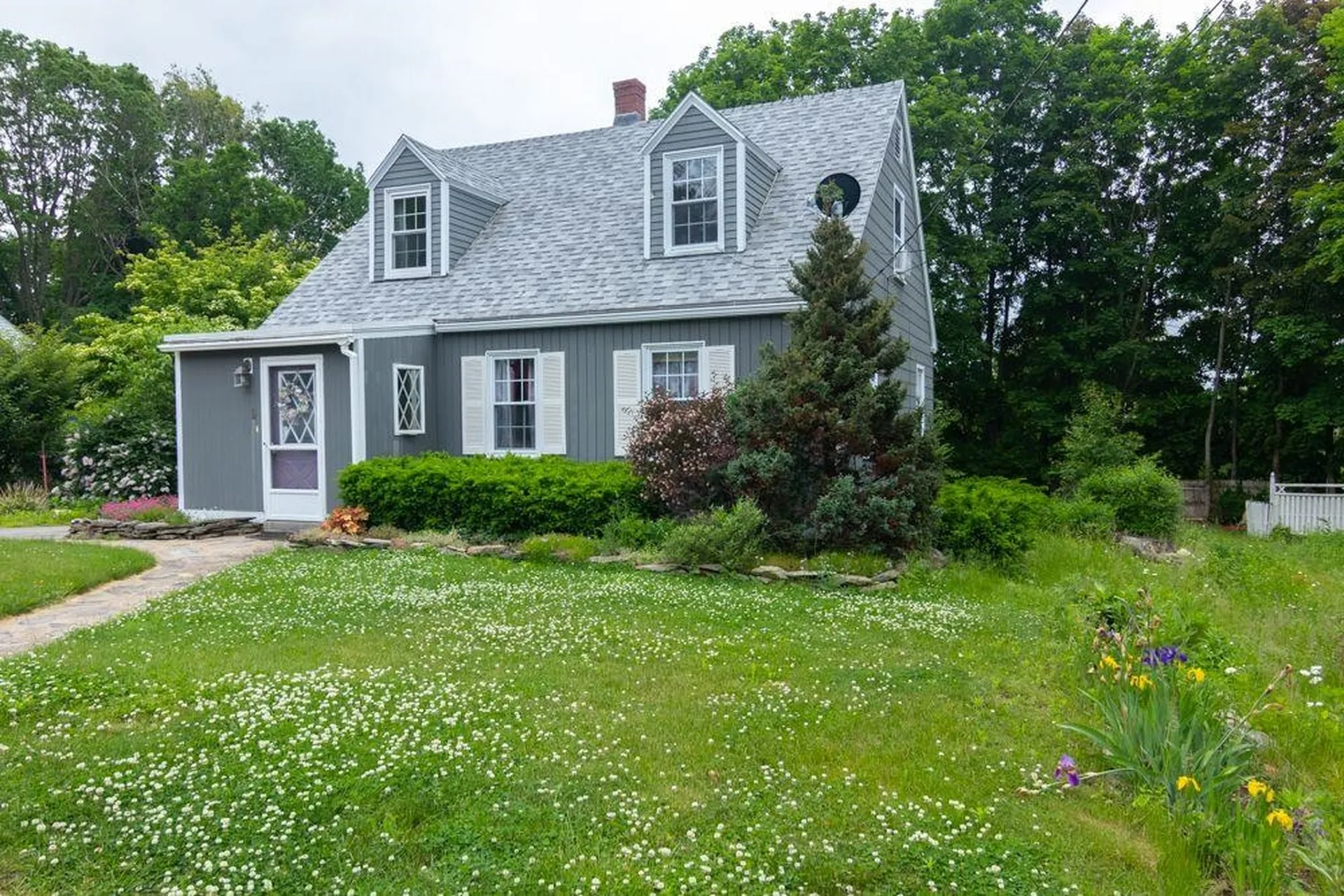 9 Birchwood Place Dover NH 03820