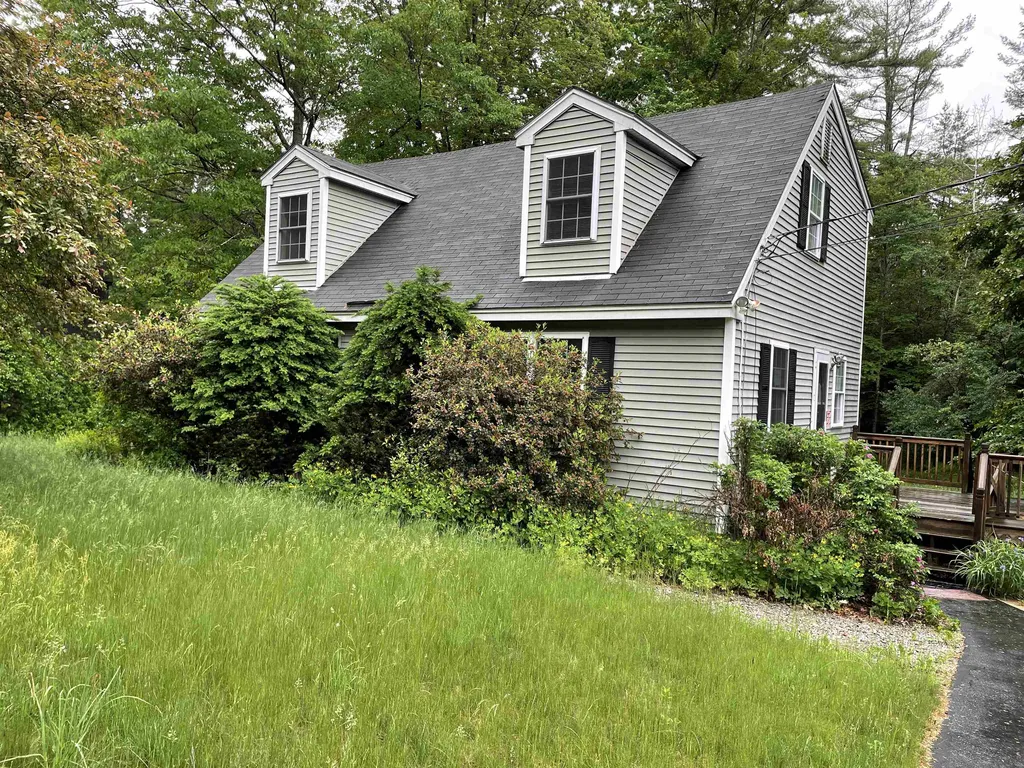41 Forest Lane Boscawen NH 03303