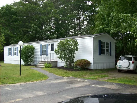 1 Hawaii Lane Rochester NH 03867