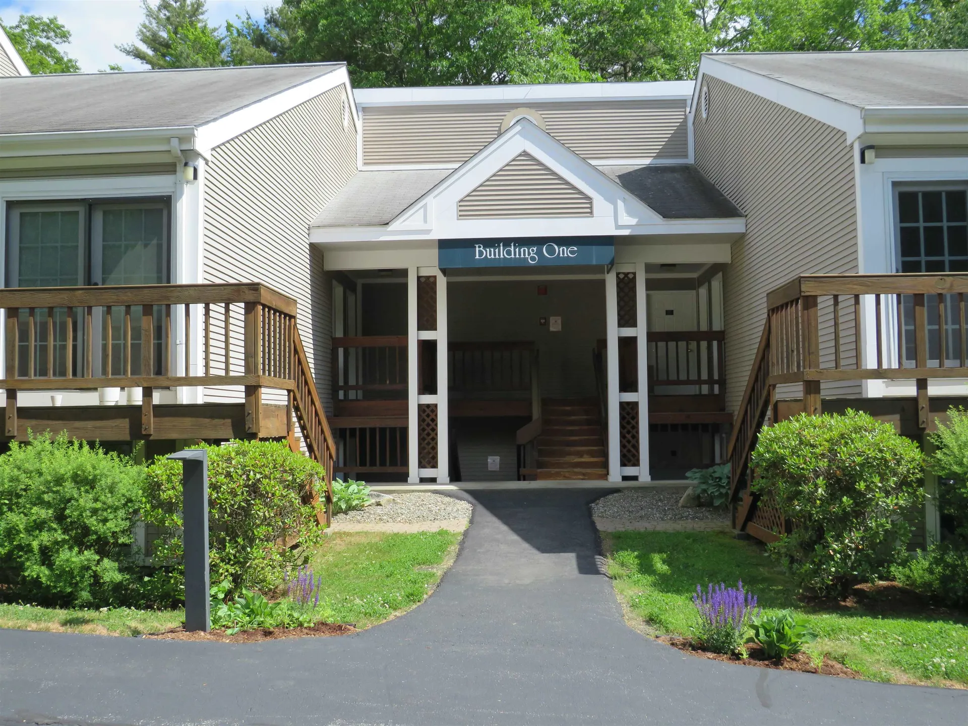 30 Wolf Road Lebanon NH 03766