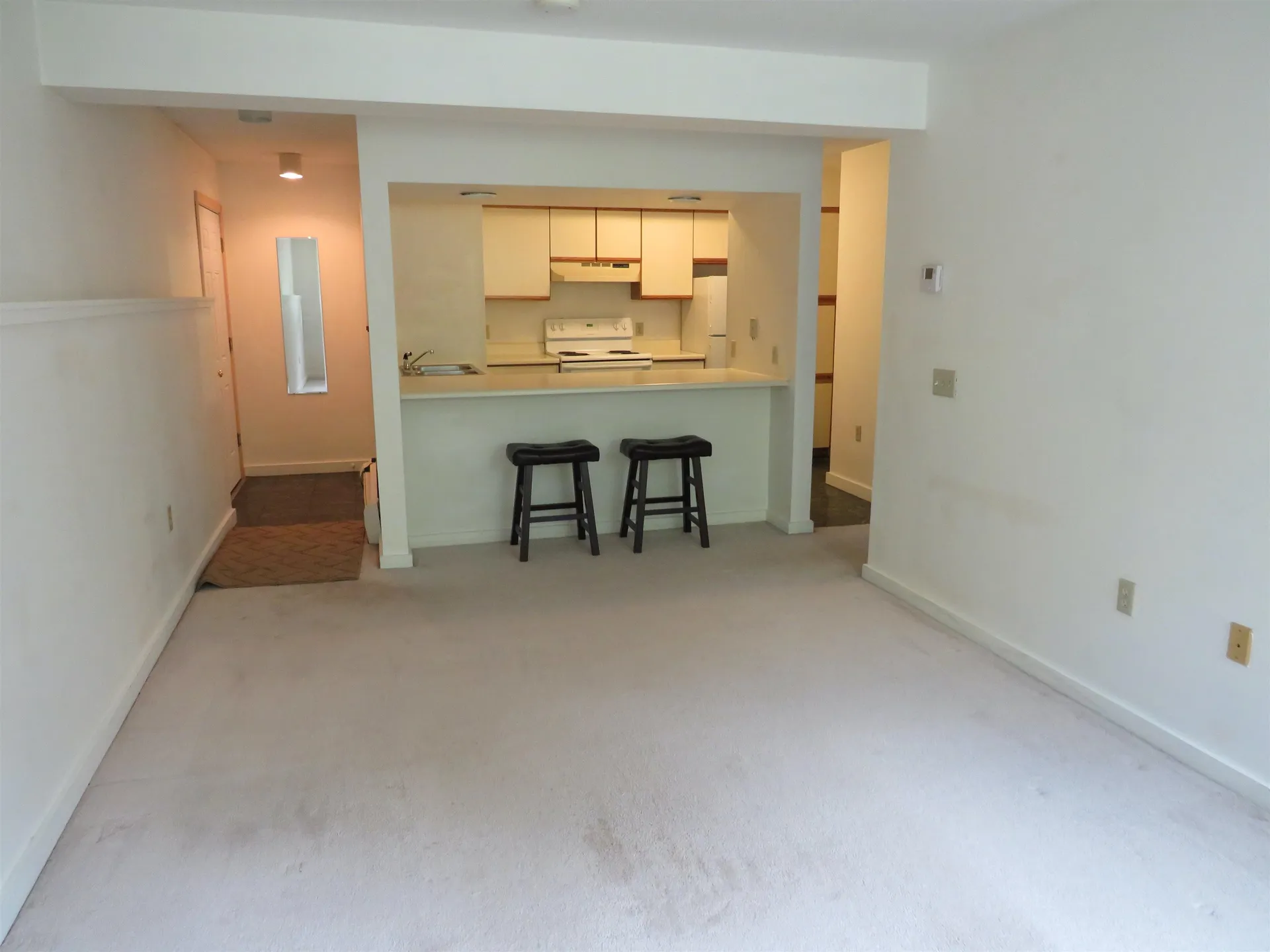 30 Wolf Road Lebanon NH 03766