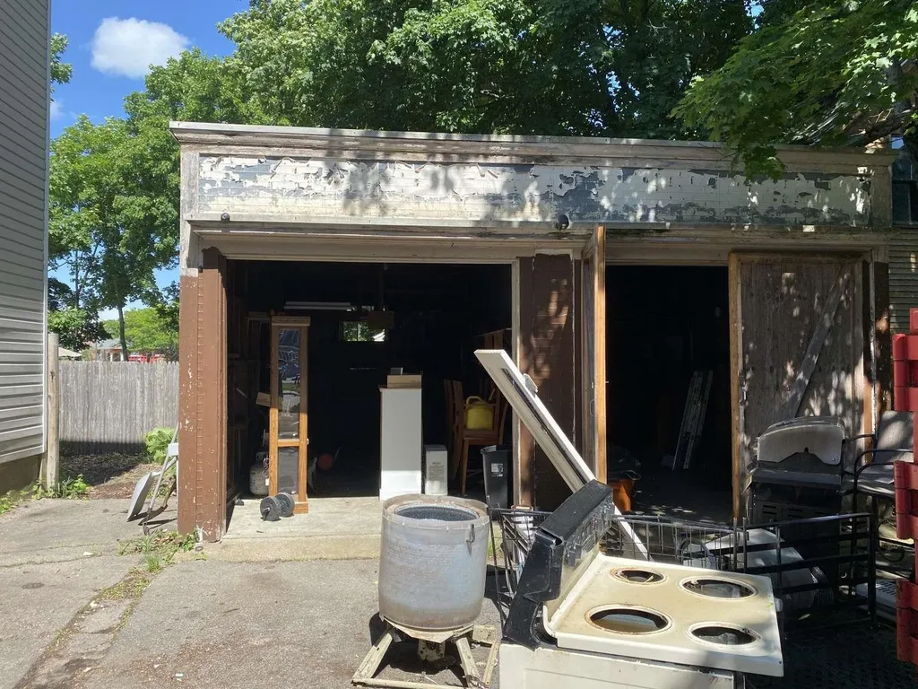 28 Charles Street Rochester NH 03867