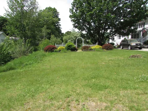 25 Old Wolfeboro Road Alton NH 03809