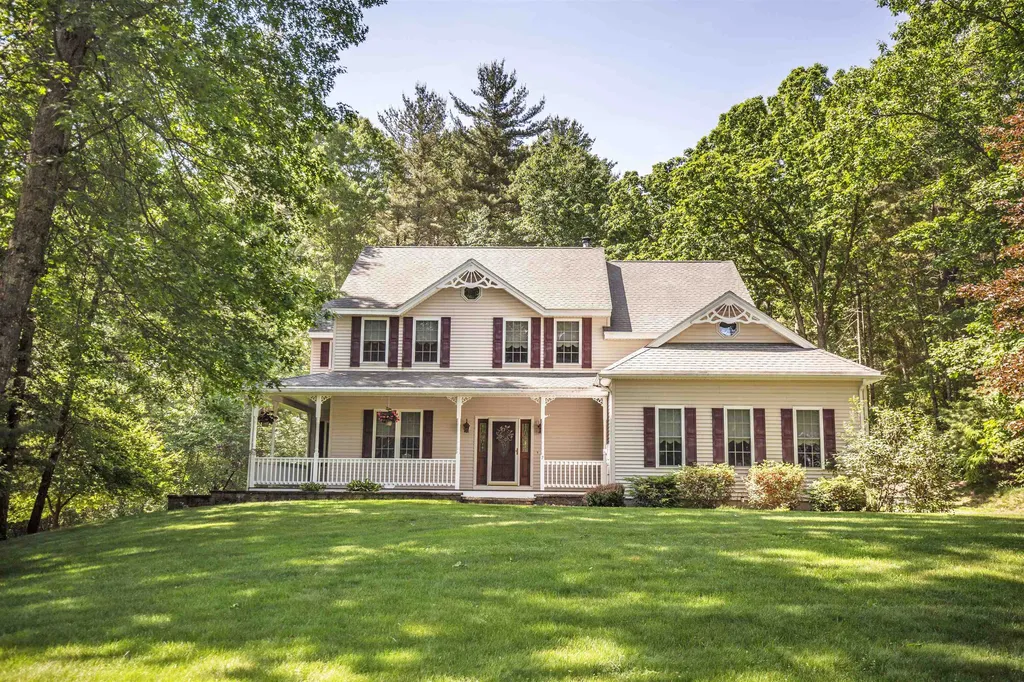 7 Kashmir Drive Salem NH 03079