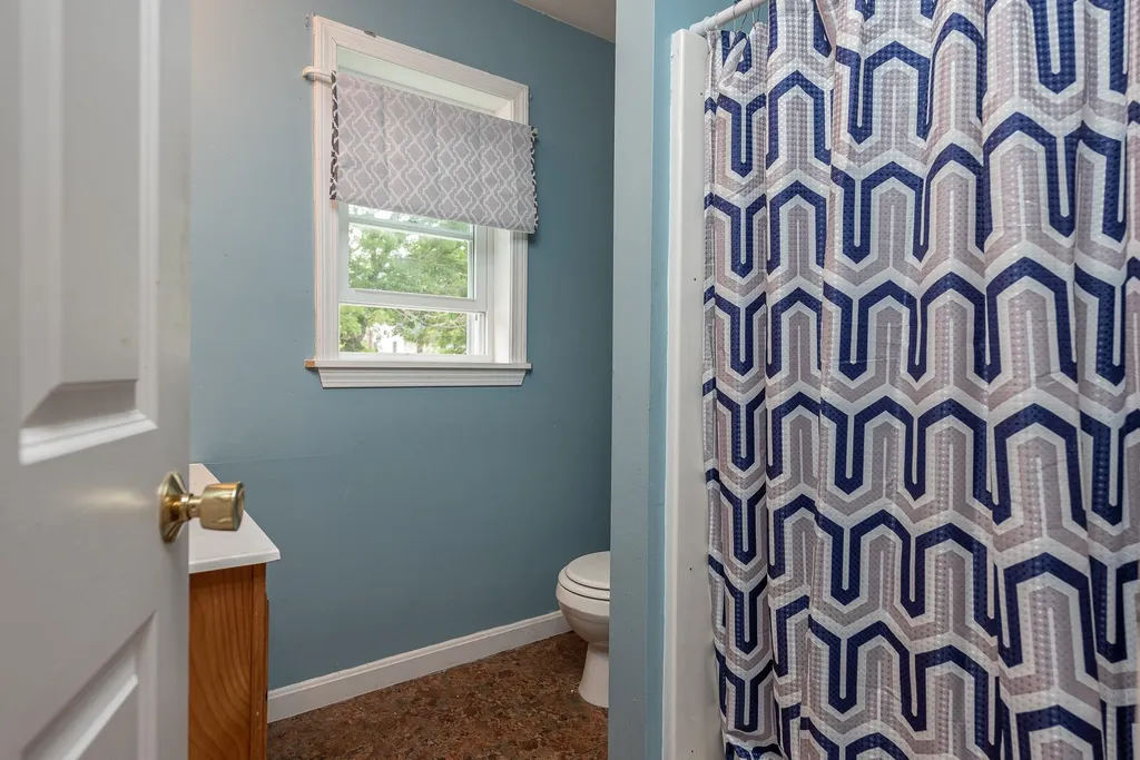 1166 Nh Route 175 Campton NH 03223